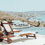 M-vibes Mykonos Apart Otel Kalafatis
