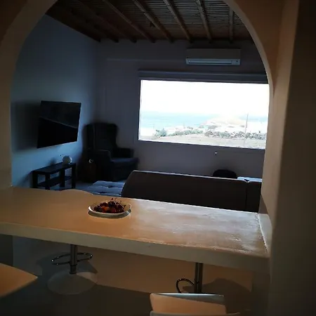 M-vibes Mykonos 4* كالافاتيس