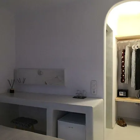 M-vibes Mykonos كالافاتيس