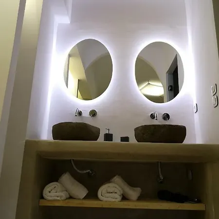 M-vibes Mykonos 4* كالافاتيس