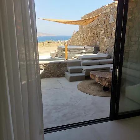 M-vibes Mykonos Aparthotel 4*