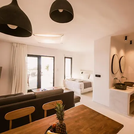 M-vibes Mykonos Ξενοδοχείο με διαμερίσματα Καλαφάτη