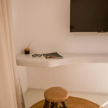 M-vibes Mykonos アパートホテル 4*