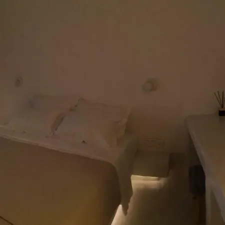 M-vibes Mykonos Lägenhetshotell Kalafati