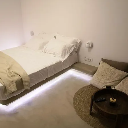 M-vibes Mykonos 4* Kalafati