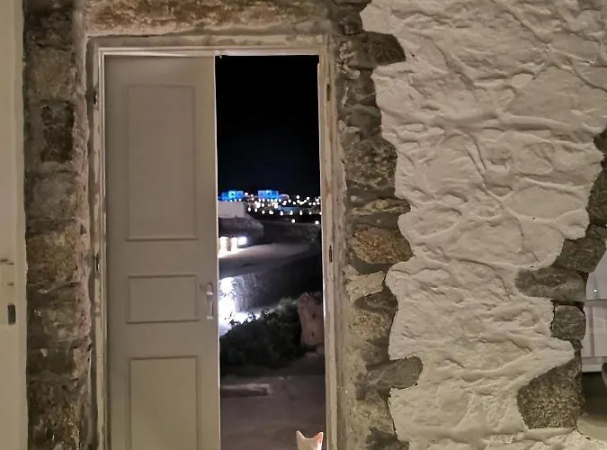 M-vibes Mykonos Apartahotel 4*