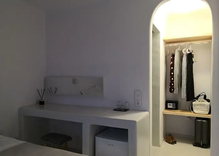 M-vibes Mykonos Калафатис