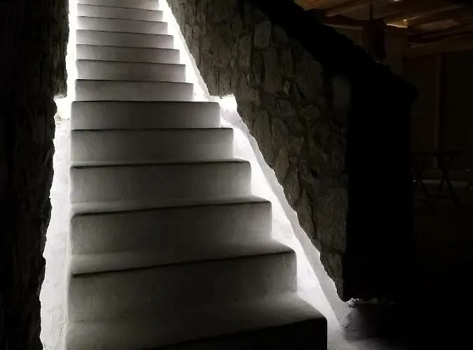 M-vibes Mykonos Aparthotel Kalafatis